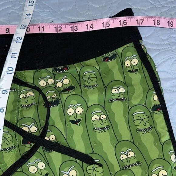 Rick And Morty Pickle Rick Print Mens Athletic Shorts Green Black Trim Size 32 - Picture 6 of 6
